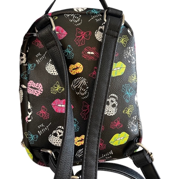 Betsey Johnson Quilted Mini Dog Puppy Backpack
Skull Black - Picture 4 of 8